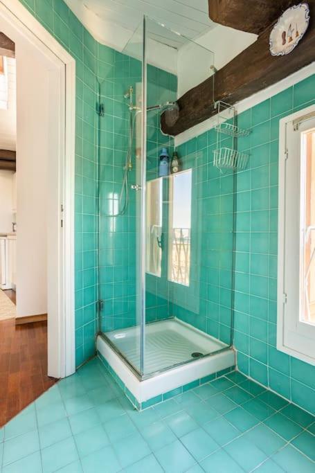 Lovely One-Bedroom Attic In An Ancient Village Bologna Bagian luar foto